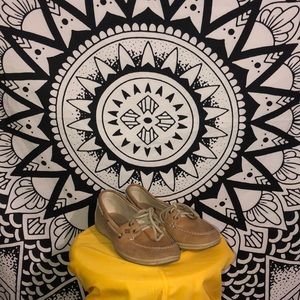 Women’s Boat shoes- Sperry’s